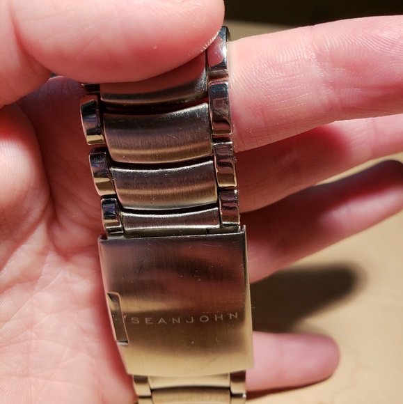 Sean John watch - Picture 3 of 4